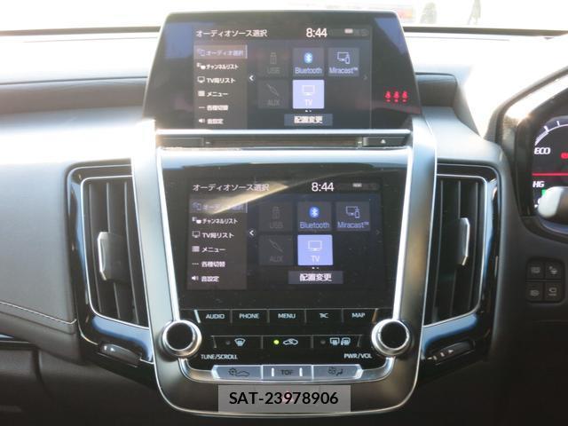 Toyota CROWN HYBRID 2019-11 7803349-12