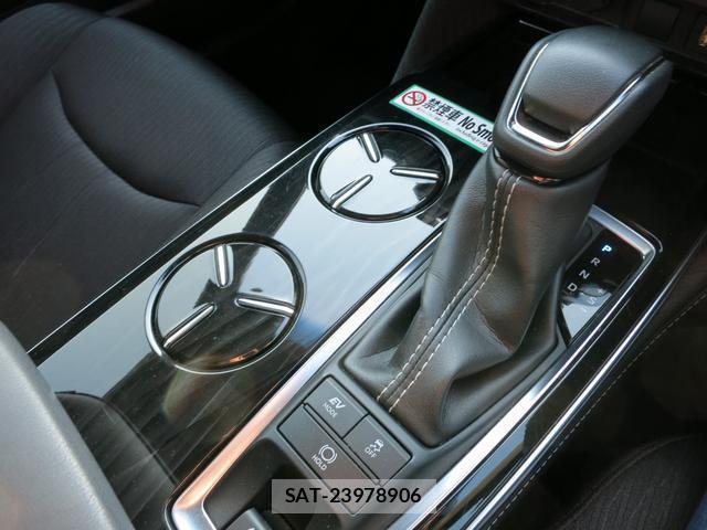 Toyota CROWN HYBRID 2019-11 7803349-19