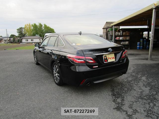 Toyota CROWN HYBRID 2019-08 7803368-16
