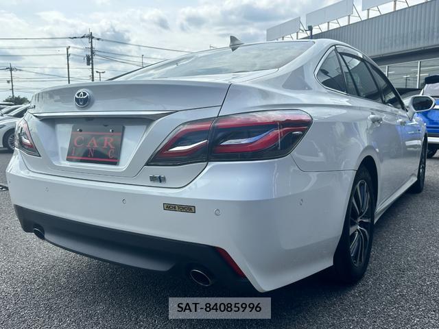 Toyota CROWN HYBRID 2019-03 7803558-1