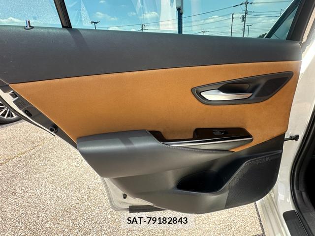 Toyota CROWN HYBRID 2020-03 7803559-17