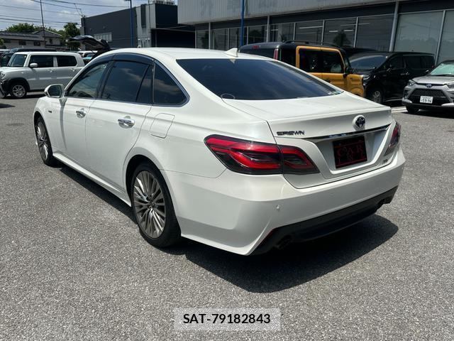 Toyota CROWN HYBRID 2020-03 7803559-4