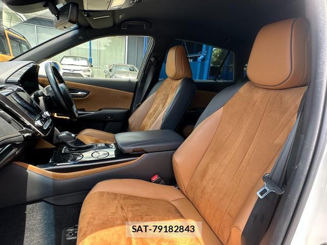 Toyota CROWN HYBRID 2020-03 7803559-7