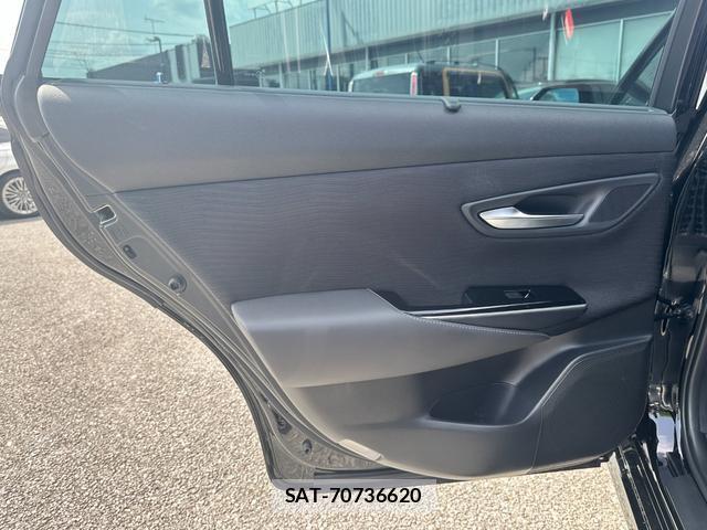 Toyota CROWN HYBRID 2020-04 7803560-13