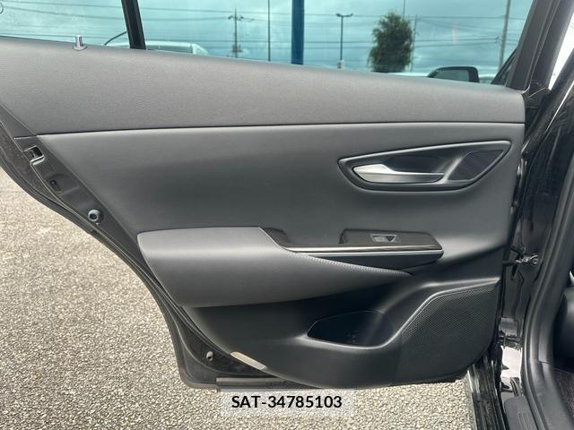 Toyota CROWN HYBRID 2019-03 7803566-12