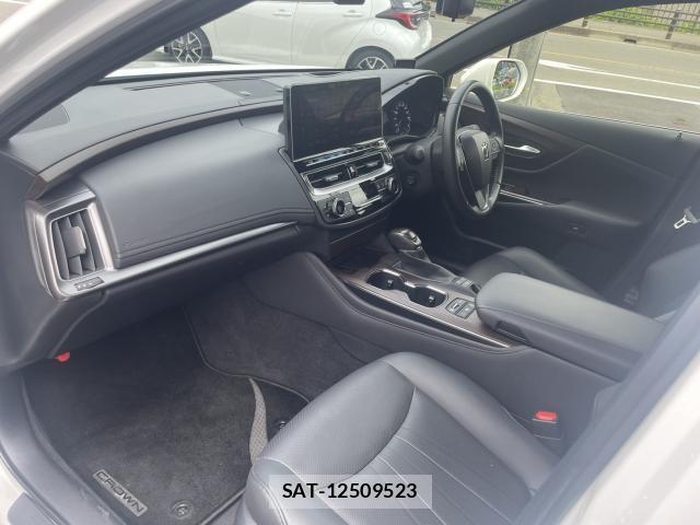 Toyota CROWN HYBRID 2021-01 7803876-10