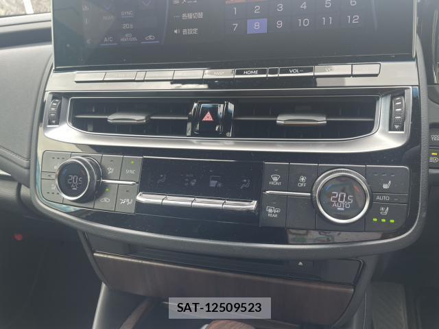 Toyota CROWN HYBRID 2021-01 7803876-19