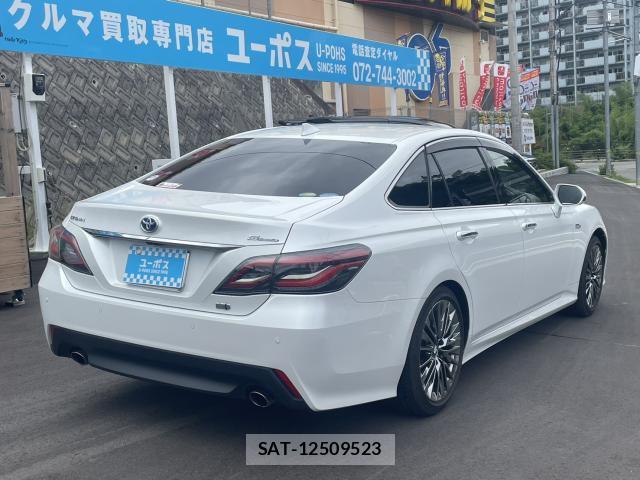 Toyota CROWN HYBRID 2021-01 7803876-4