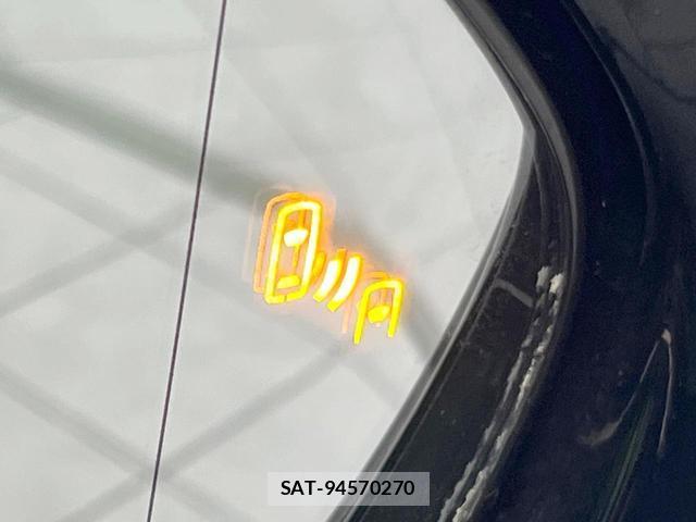 Toyota CROWN HYBRID 2021-02 7803922-4