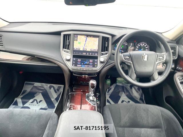 Toyota CROWN HYBRID 2016-07 7804084-1