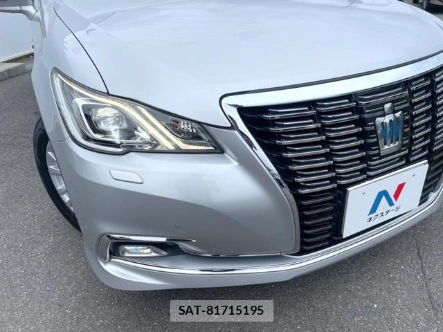 Toyota CROWN HYBRID 2016-07 7804084-11