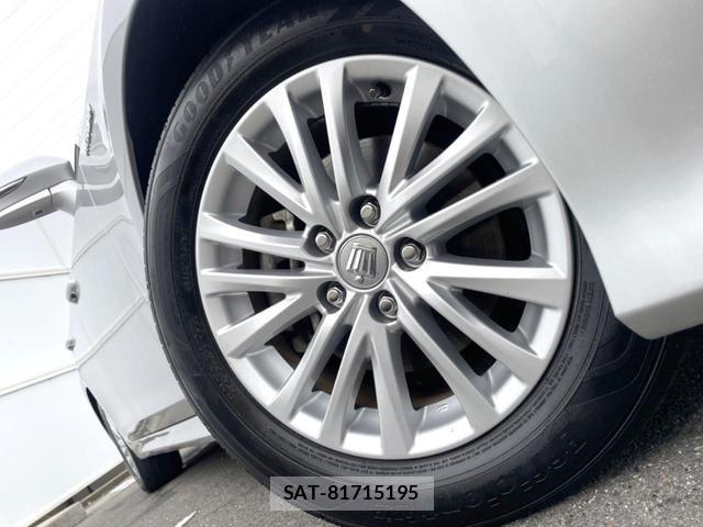 Toyota CROWN HYBRID 2016-07 7804084-12