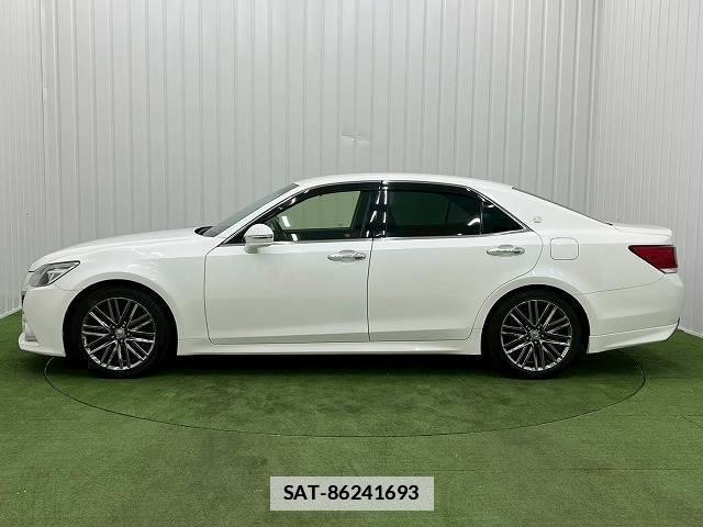 Toyota CROWN HYBRID 2013-03 7805284-13