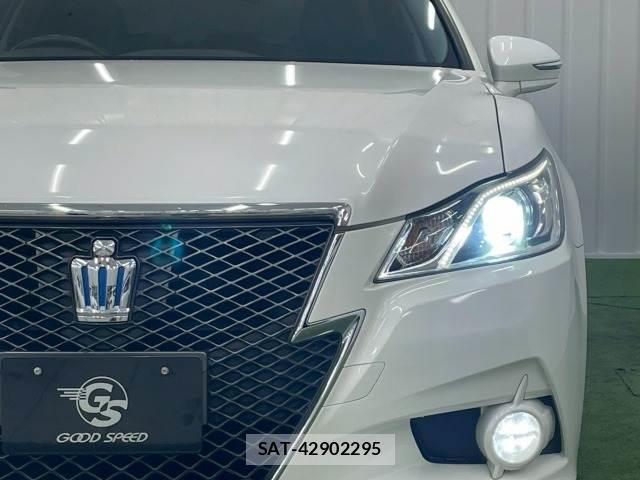 Toyota CROWN HYBRID 2013-02 7805288-17