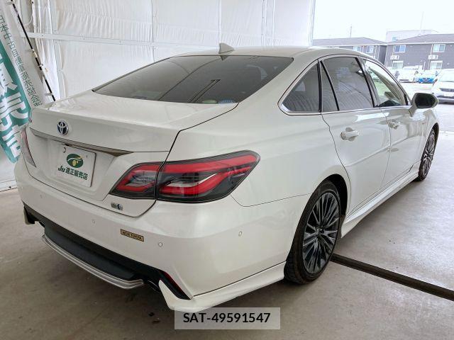 Toyota CROWN HYBRID 2020-02 7806054-4