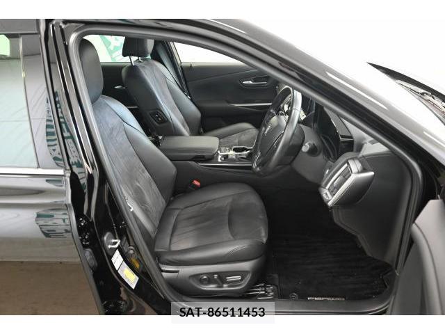 Toyota CROWN HYBRID 2021-03 7806063-6