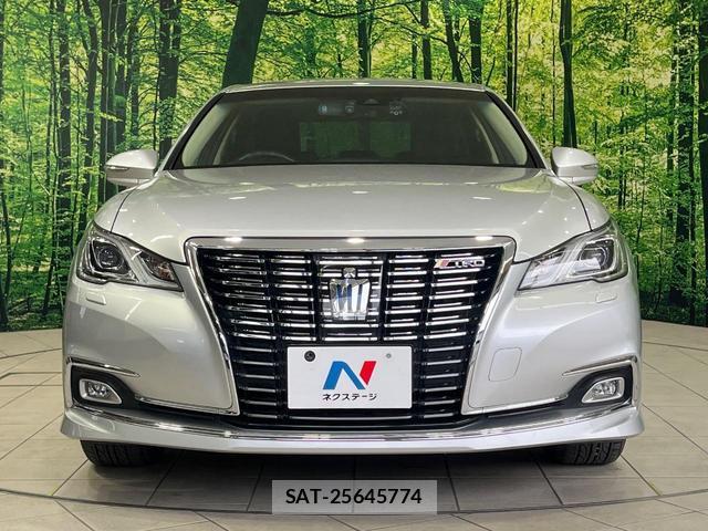 Toyota CROWN HYBRID 2017-05 7806435-12