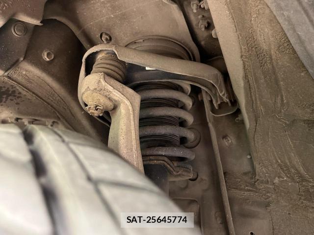 Toyota CROWN HYBRID 2017-05 7806435-19