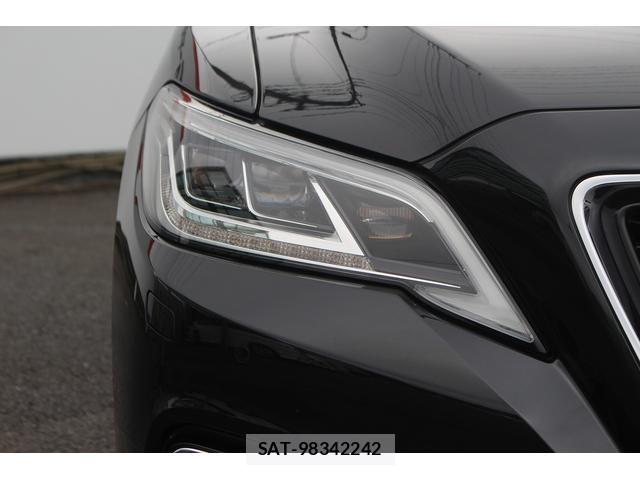 Toyota CROWN HYBRID 2019-06 7808825-15