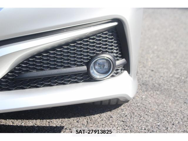 Toyota CROWN HYBRID 2020-04 7808826-11