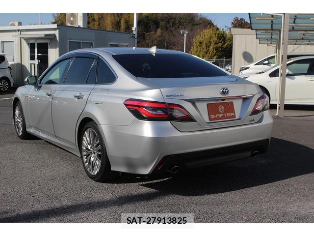 Toyota CROWN HYBRID 2020-04 7808826-13