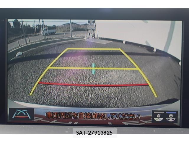 Toyota CROWN HYBRID 2020-04 7808826-2