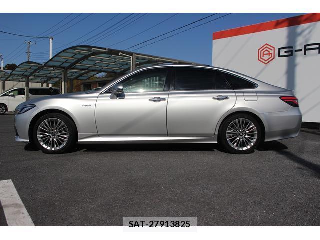 Toyota CROWN HYBRID 2020-04 7808826-9