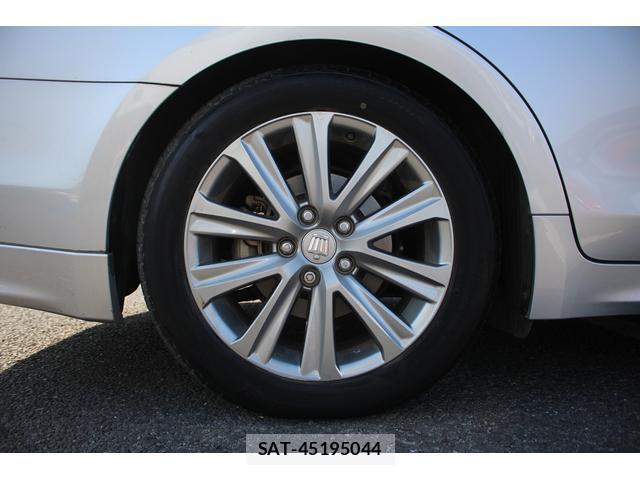 Toyota CROWN HYBRID 2017-02 7809330-17