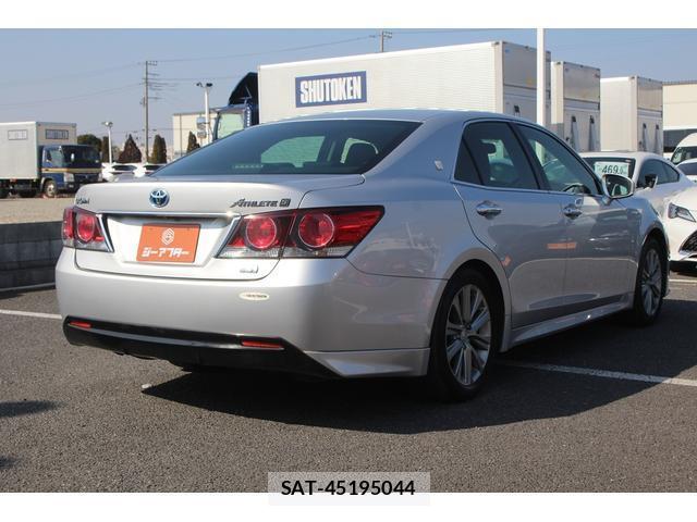 Toyota CROWN HYBRID 2017-02 7809330-8