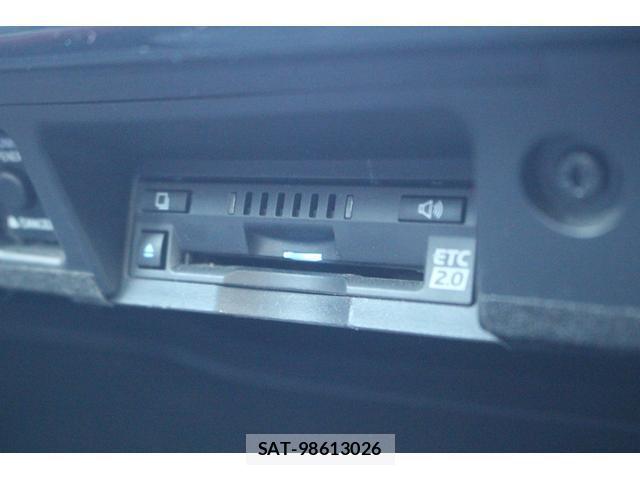 Toyota CROWN HYBRID 2019-03 7809331-6