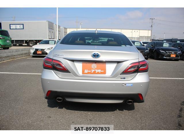 Toyota CROWN HYBRID 2021-02 7809332-12