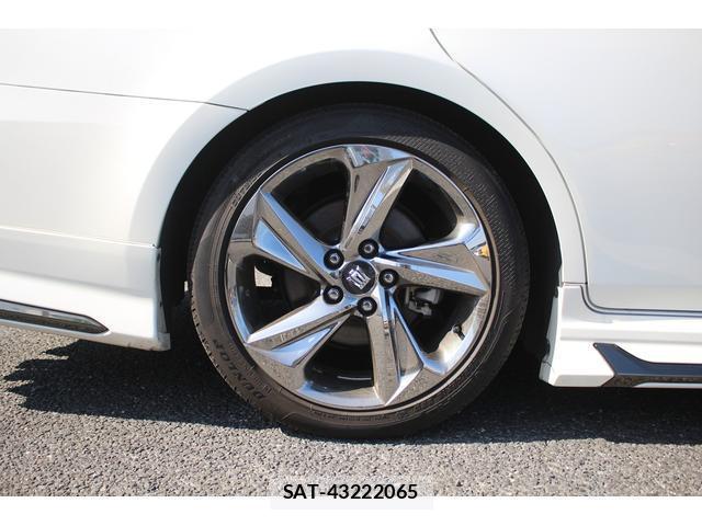 Toyota CROWN HYBRID 2018-07 7809334-17