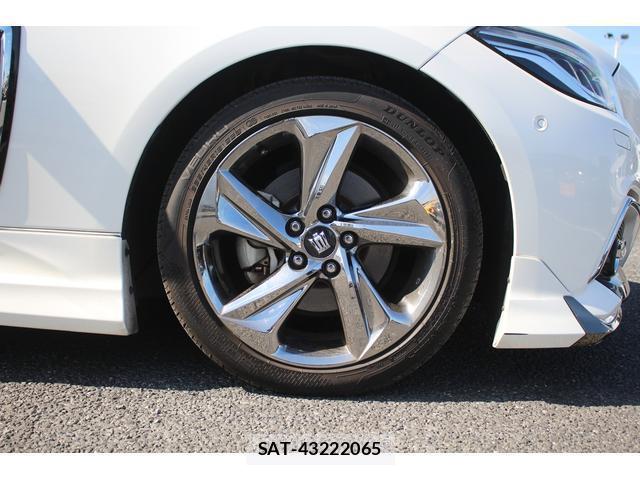 Toyota CROWN HYBRID 2018-07 7809334-7