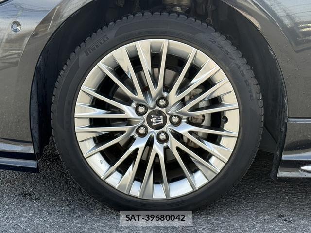Toyota CROWN HYBRID 2020-04 7809393-17