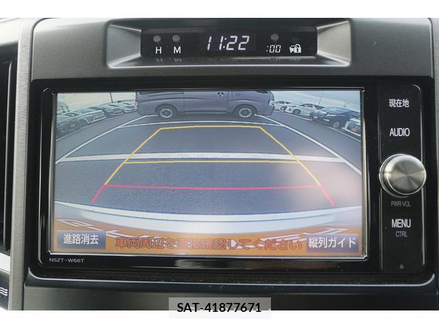 Toyota CROWN HYBRID 2017-09 7809459-12