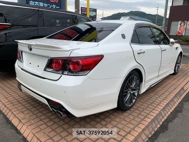 Toyota CROWN HYBRID 2017-03 7810029-3