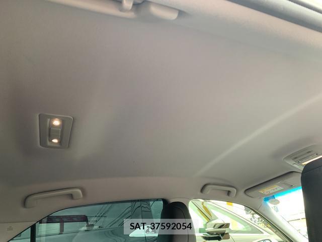 Toyota CROWN HYBRID 2017-03 7810029-8