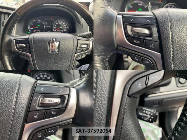 Toyota CROWN HYBRID 2017-03 7810029-9