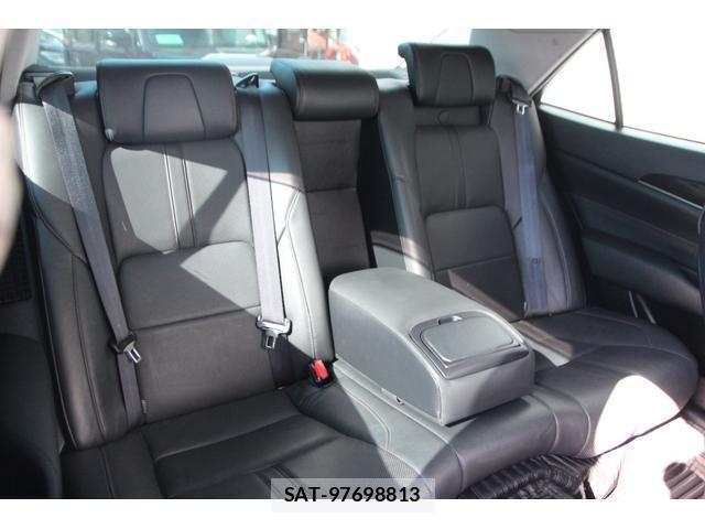 Toyota CROWN HYBRID 2013-02 7810683-17