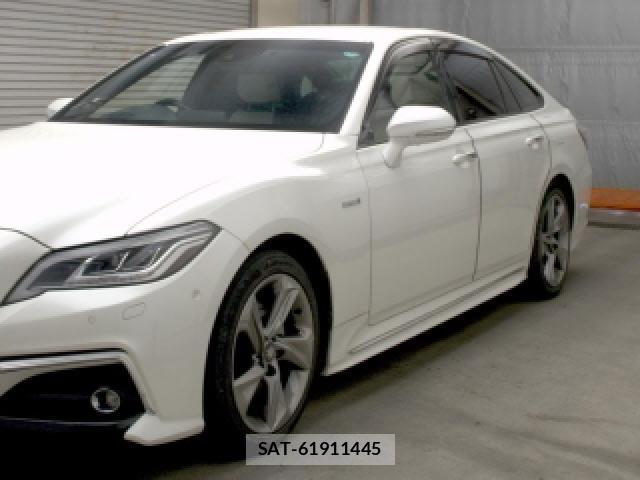 Toyota CROWN HYBRID 2018-07 7810991-3