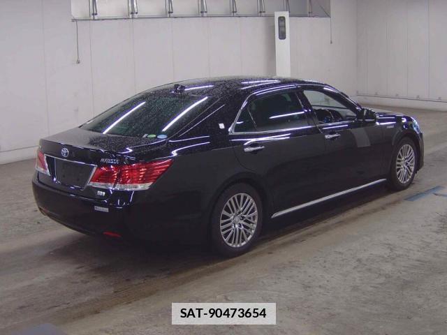 Toyota CROWN MAJESTA 2018-01 7796190-3