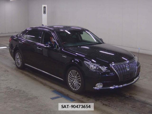 Toyota CROWN MAJESTA 2018-01 7796190-4