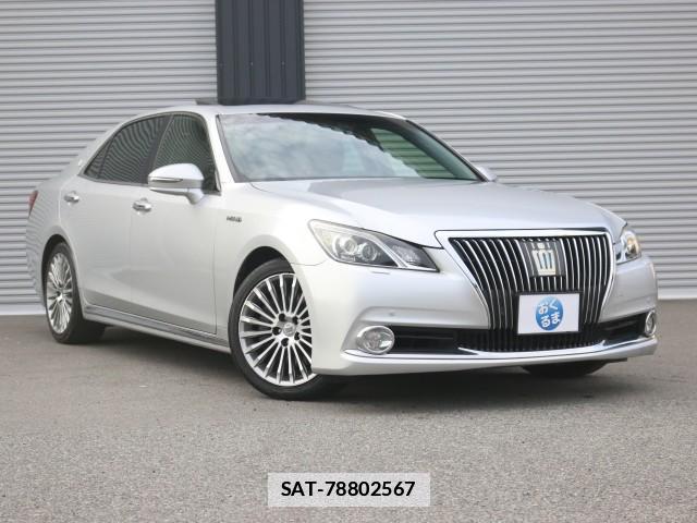 Toyota CROWN MAJESTA 2013-09 7796337-11