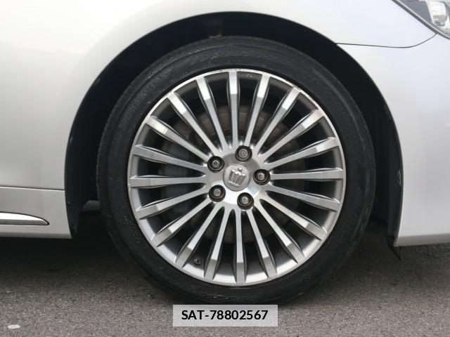 Toyota CROWN MAJESTA 2013-09 7796337-8