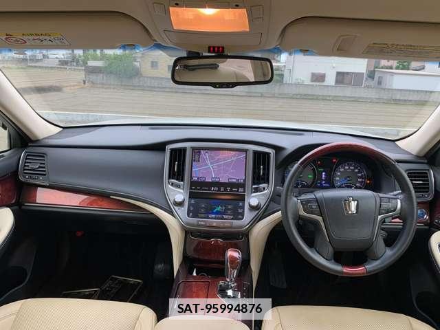 Toyota CROWN MAJESTA 2013-10 7801197-15