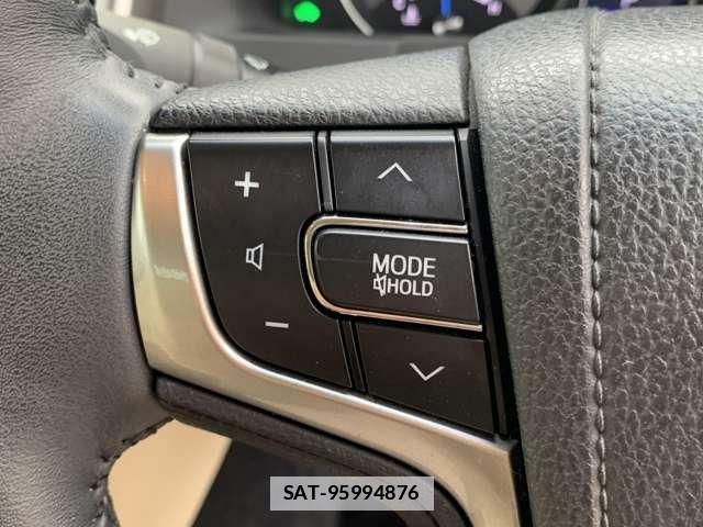 Toyota CROWN MAJESTA 2013-10 7801197-17