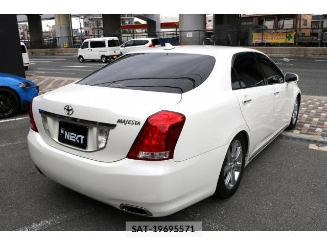 Toyota CROWN MAJESTA 2009-04 7804986-1