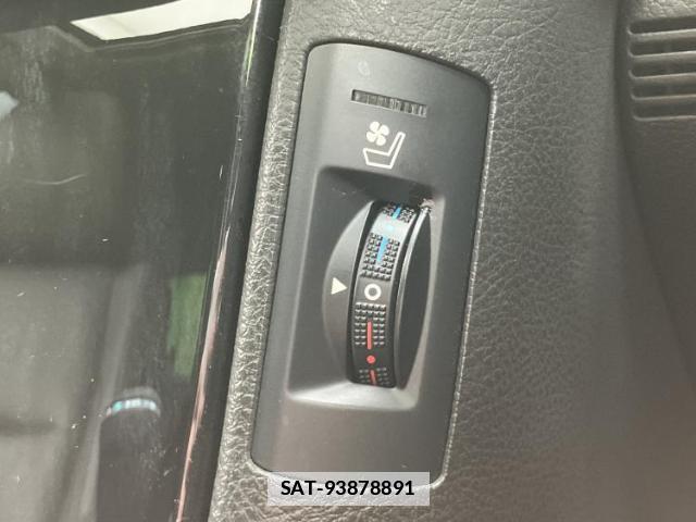 Toyota CROWN 2011-06 7793017-16