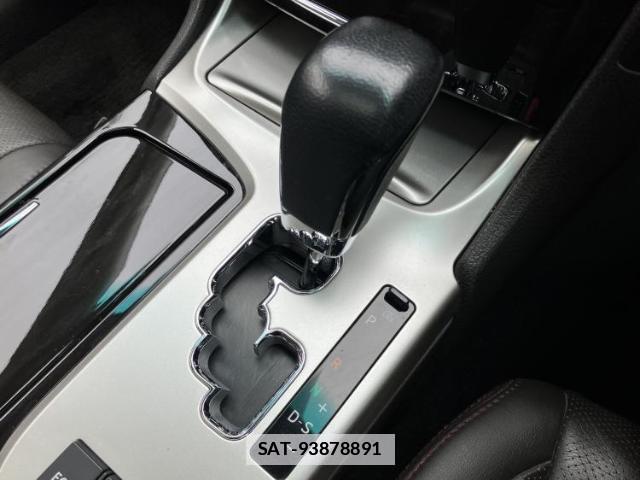 Toyota CROWN 2011-06 7793017-17