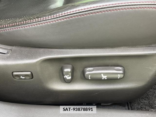 Toyota CROWN 2011-06 7793017-5
